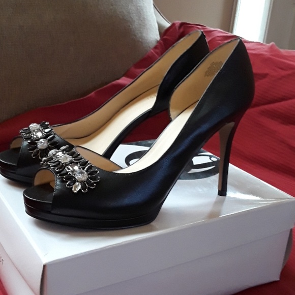 Shoes - Picture 2 of 3